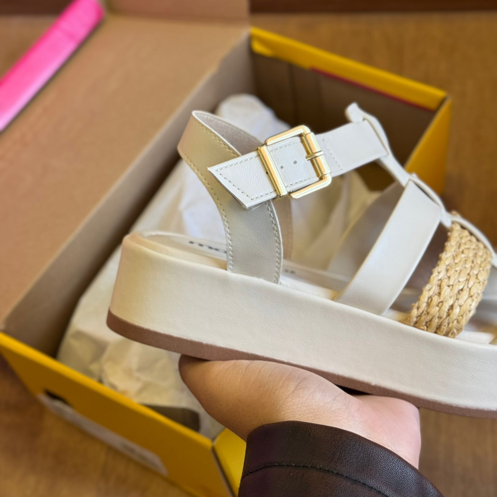 Sandália Moleca Plataforma