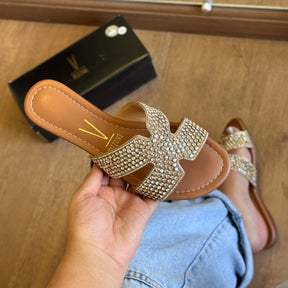 Sandália Rasteira Cravejada Vizzano (Oferta de Atualização de estoque)