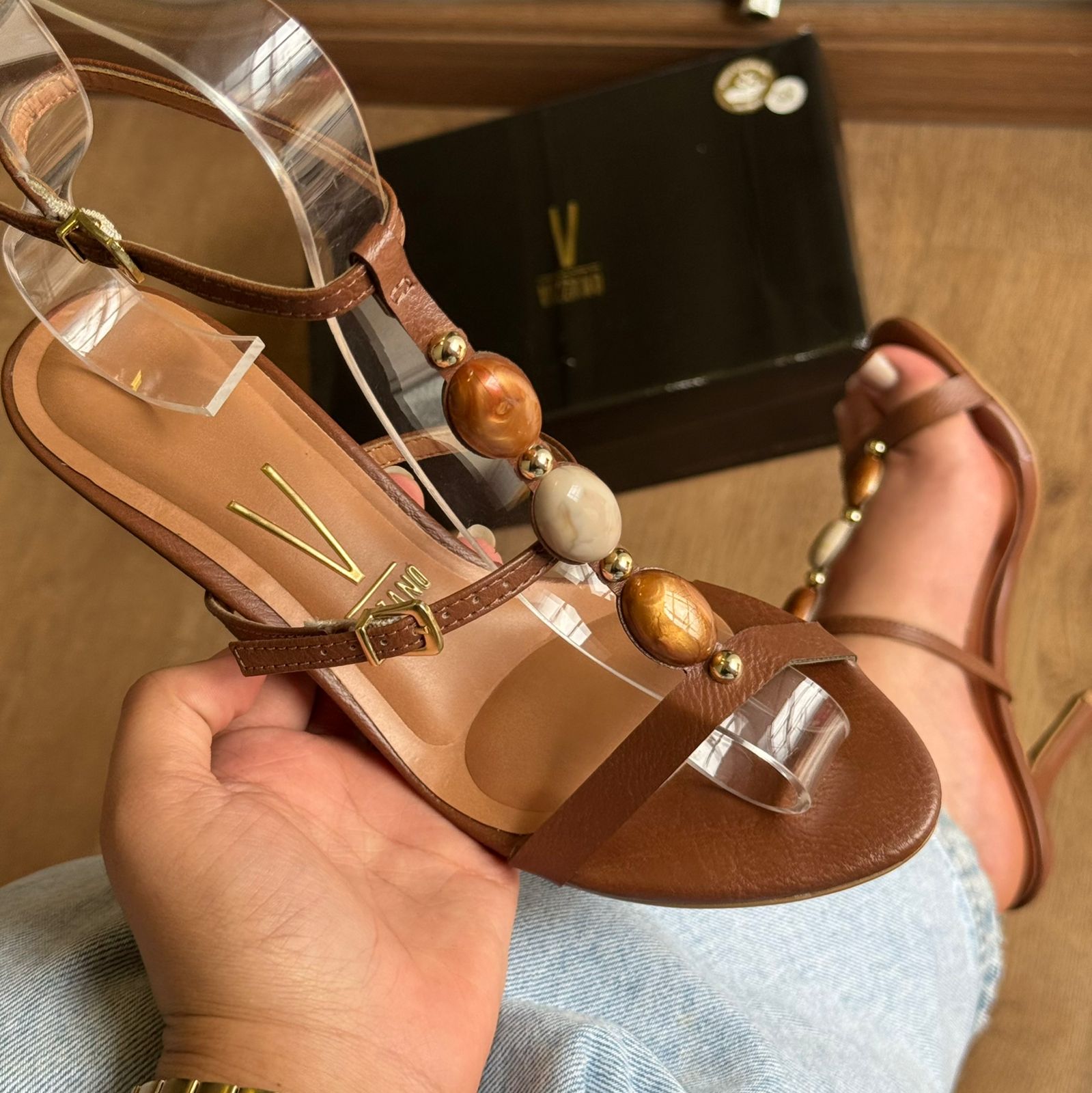 Sandália Salto Vizzano