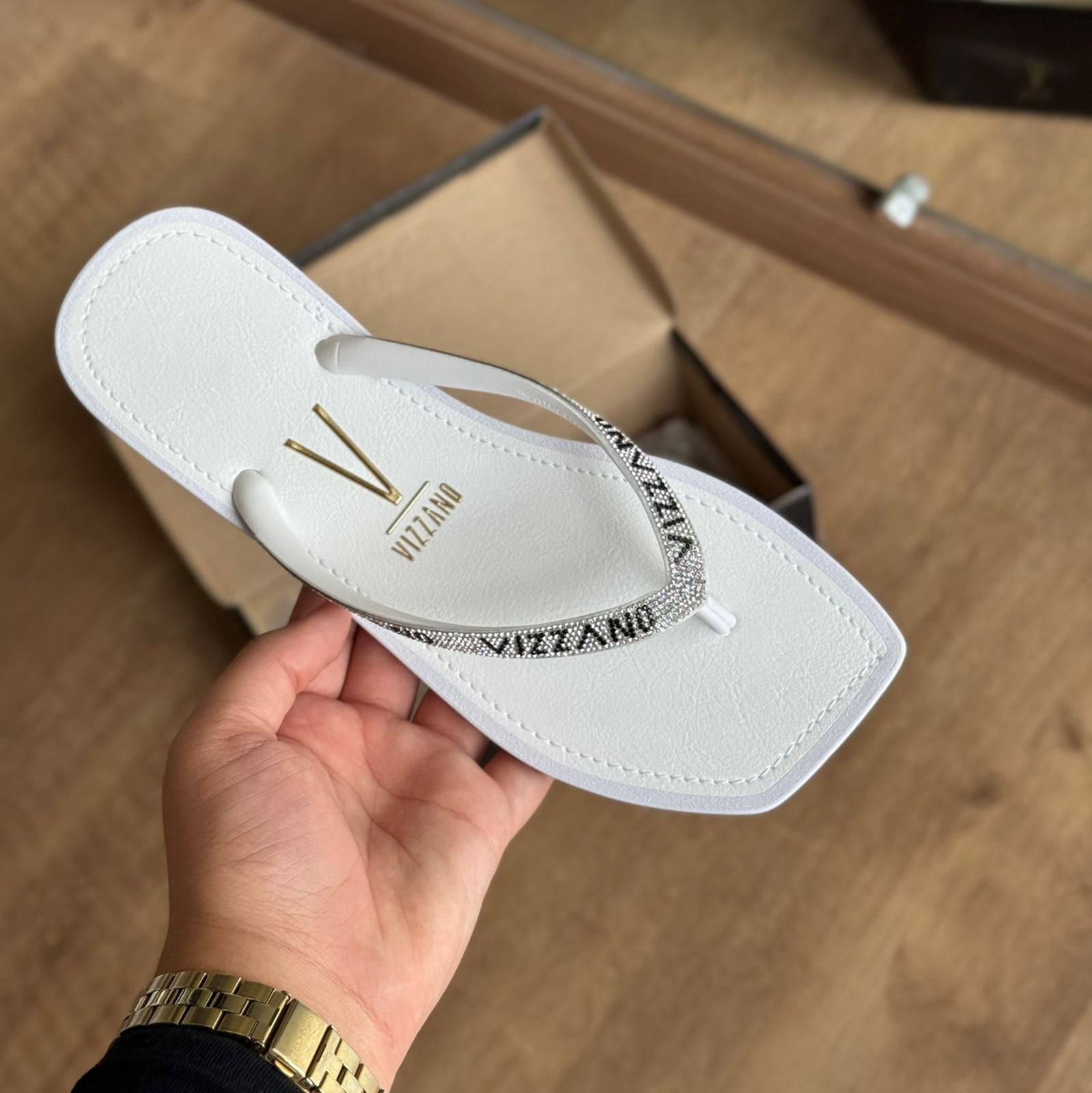 Sandália Vizzano Rasteirinha