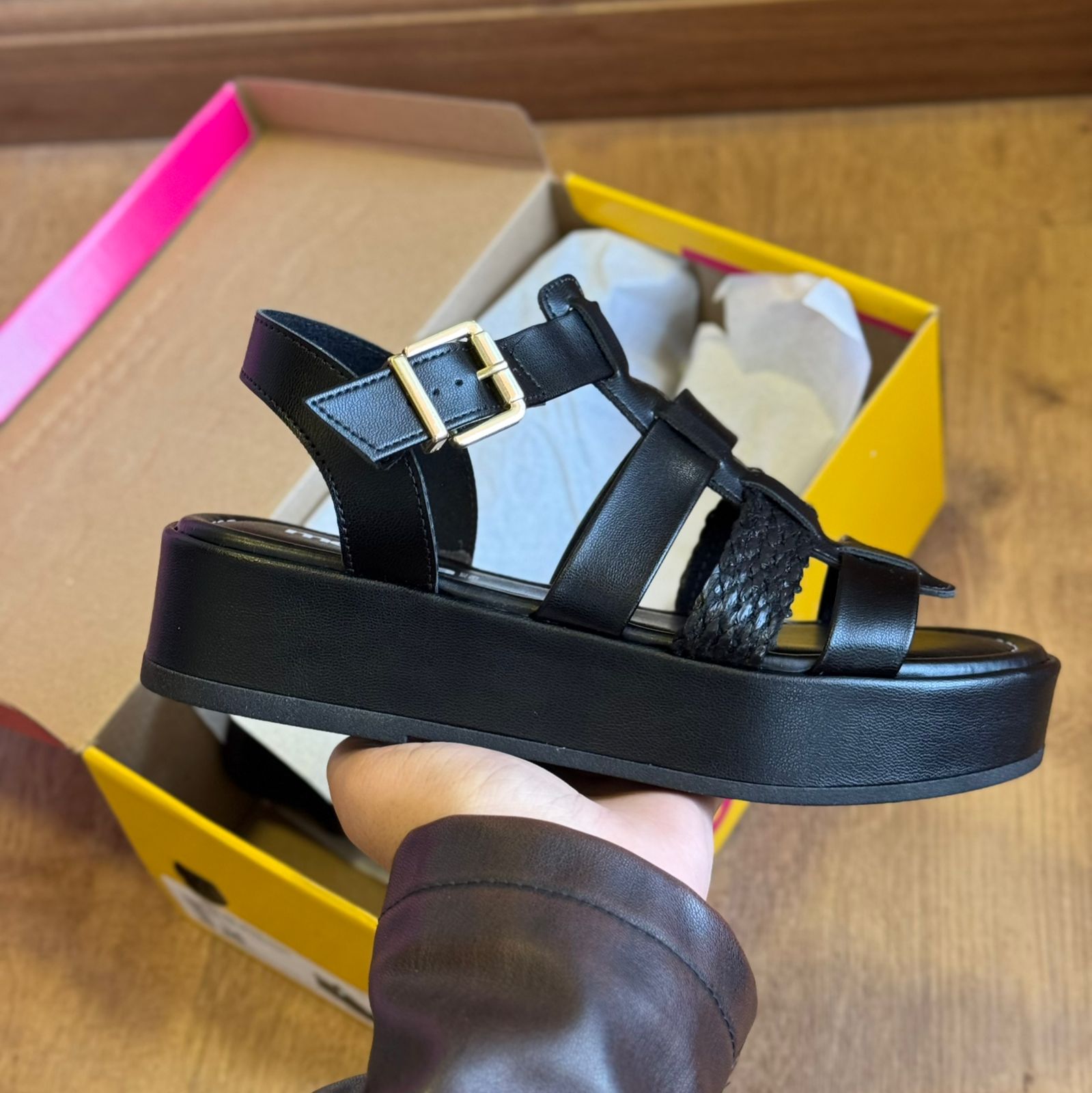 Sandália Moleca Plataforma